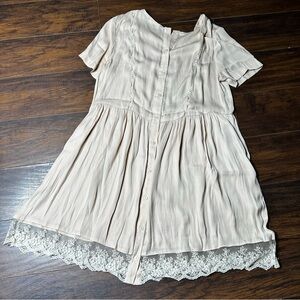 Soloiste Pink Lace Full Button Dress